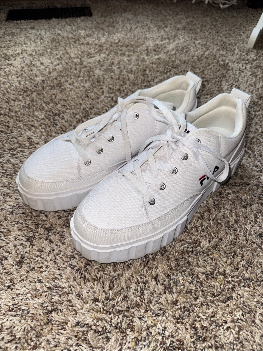 FILA White Canvas Low-Top Platform Sneakers